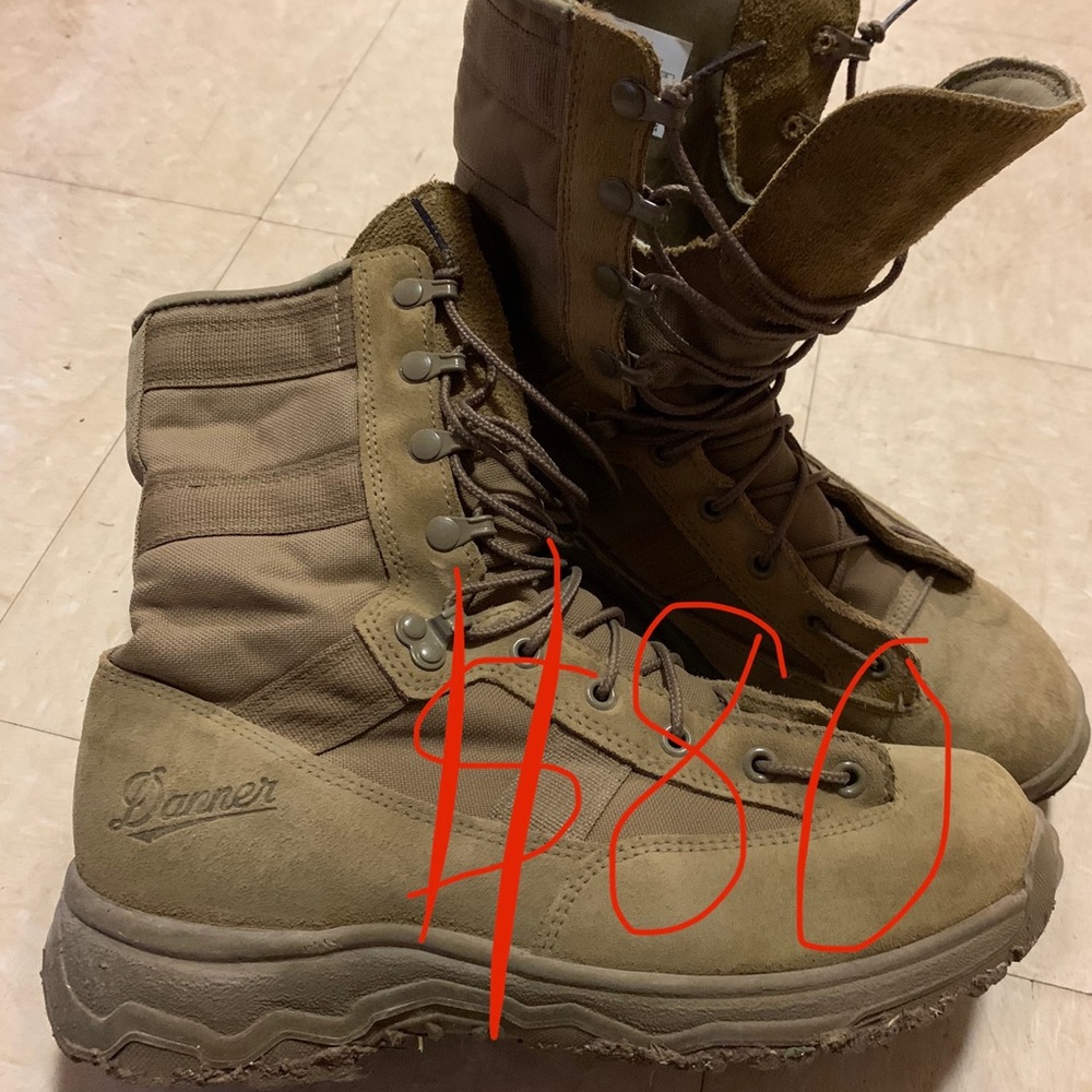 Army Military boots Danner RedHead Garmont Bonnie